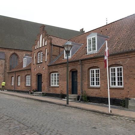 Pilgrimshuset Maribo Hotel Kültér fotó